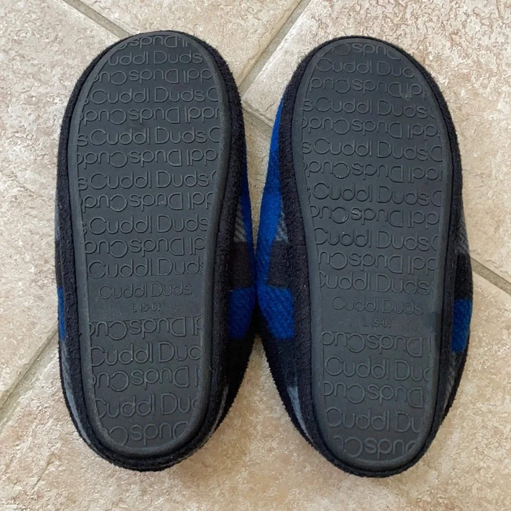 Cuddl Duds Boys Buffalo Check Fleece Slippers